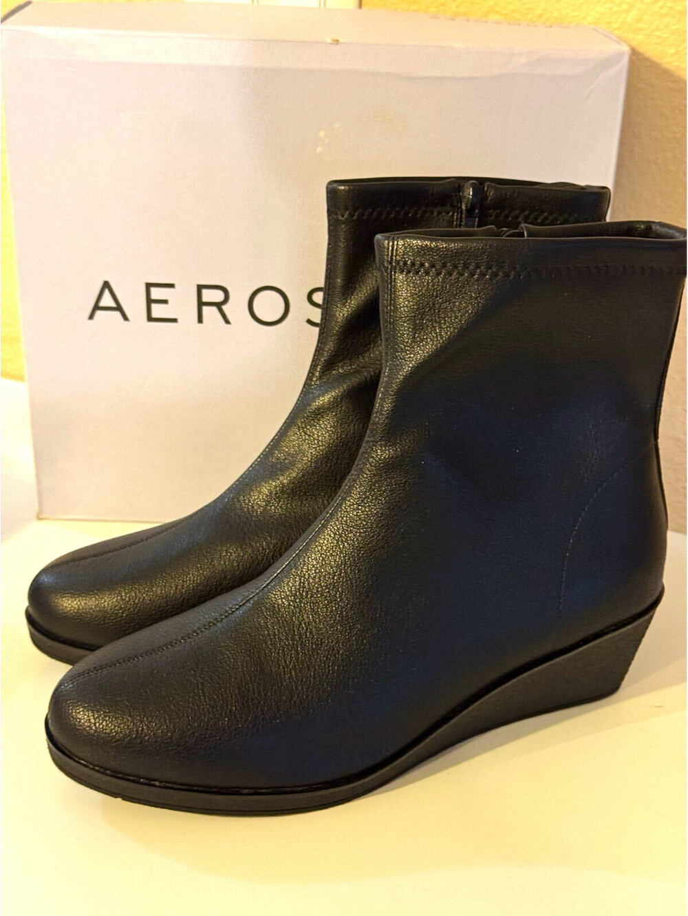 Aerosoles Binnie Black Wedge Ankle Boots Women’s 11W Wide Ortholite NIB